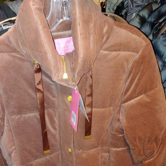 Isaac Mizrahi Ladies' Velvet Puffer Jacket - Picture 8 of 9